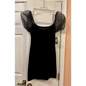 NWT Jump Apparel Black Velour Mini Dress Juniors 13/14 Tulle Puff Sleeves Prom